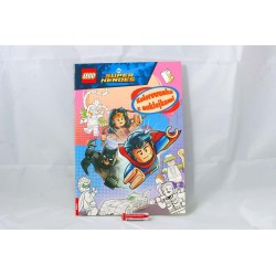 LEGO DC COMICS SUPER HEROES. KOLOROWANKA Z NAKLEJKAMI